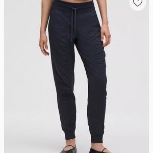 lululemon athletica women’s Dance Studio Mid-Rise Joggers Navy 28”